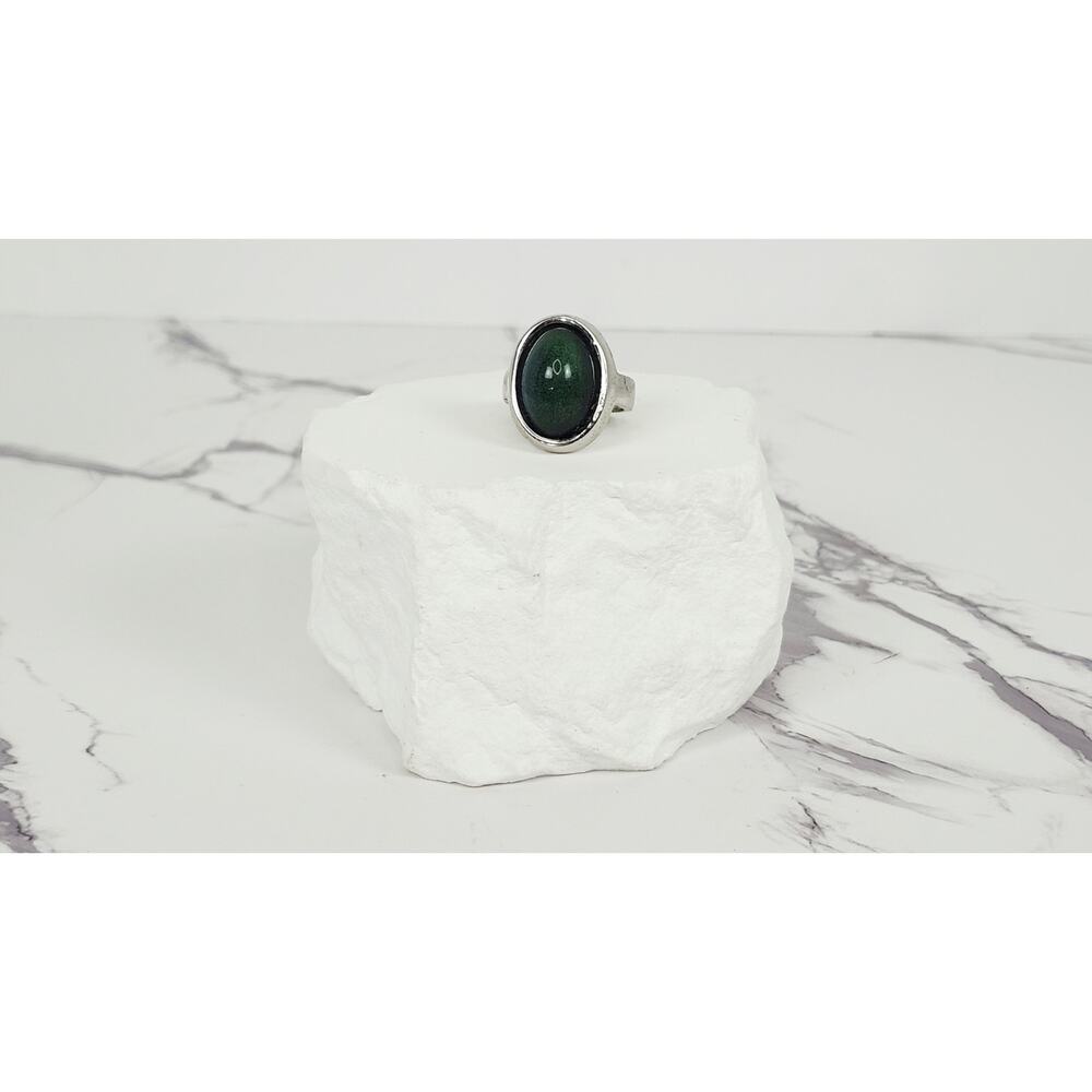 Vintage 1970s Retro Color Changing Oval Cabochon Mood Ring Silver Tone Size 8 - Picture 6 of 16